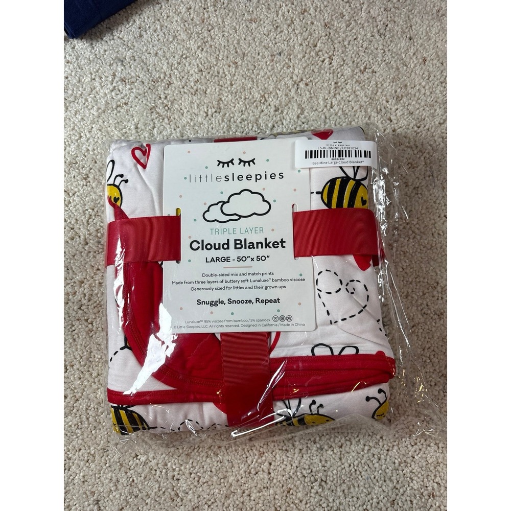 Little Sleepies Cloud Blanket Kids 50x50 White Bee Mine Bamboo Valentine Heart